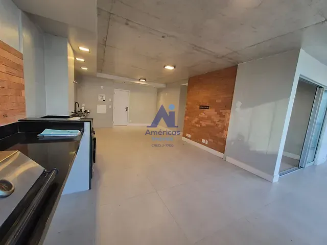 Apartamento 3 quartos e 1 banheiro, à venda, no bairro Recreio dos Bandeirantes em Rio de Janeiro