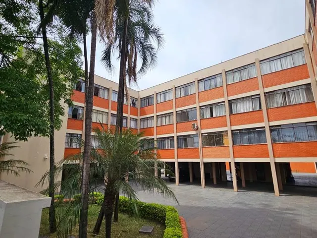Apartamento com 58m² 3 quartos e 1 banheiro, à venda, no bairro Aeroporto em Londrina