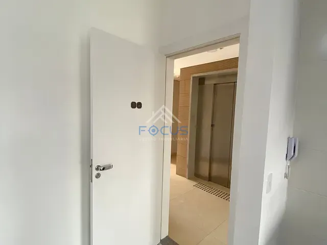 Apartamento 2 quartos e 2 banheiros, para alugar, no bairro Medeiros em Jundiaí