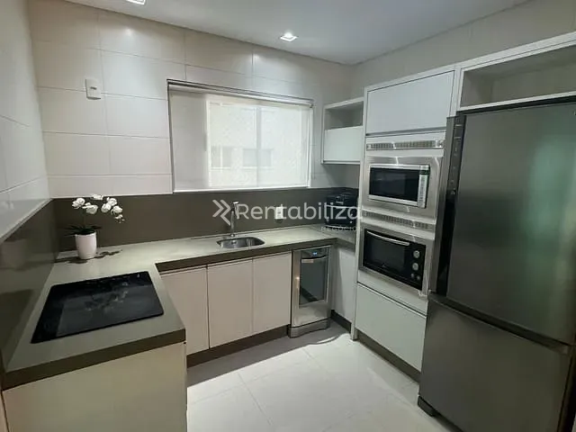 Apartamento 3 quartos e 3 banheiros, à venda, no bairro Meia Praia em Itapema