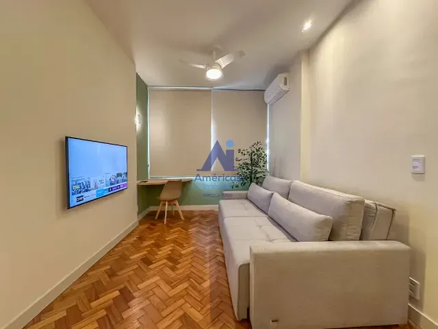 Apartamento 1 quarto e 1 banheiro, para alugar, no bairro Copacabana em Rio de Janeiro