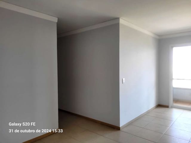 Foto do Apartamento - Apartamento a venda, Edf Konstanz, Andar Alto, 02 Quartos (01 suíte), Sacada com churrasqueira, 01 garagem, 82 m² útil, Jardim Lilian, Londrina - PR | ZBM NEGOCIOS IMOBILIARIOS