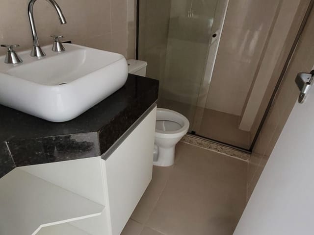 Apartamento com 95m² 3 quartos e 3 banheiros, para alugar, no bairro Vila Valqueire em Rio de Janeiro