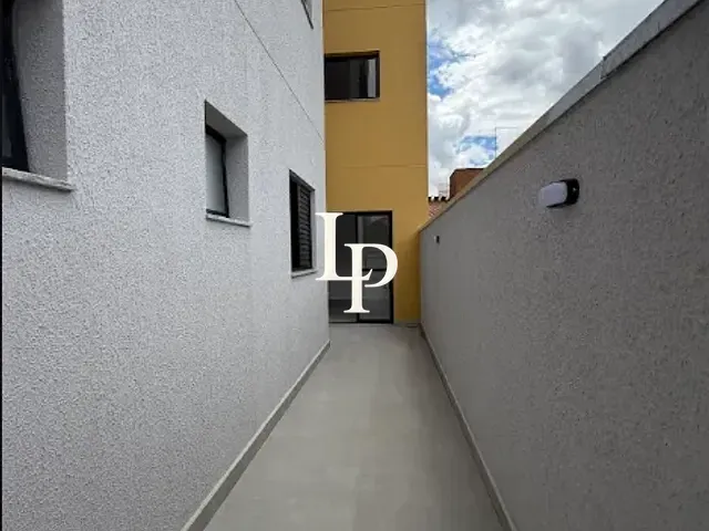Apartamento 2 quartos e 1 banheiro, à venda ou para alugar, no bairro Vila São Pedro em Santo André