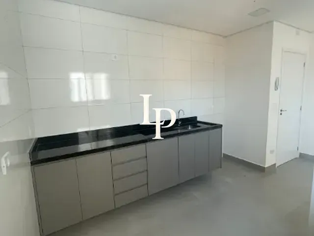 Apartamento 2 quartos e 1 banheiro, à venda ou para alugar, no bairro Vila São Pedro em Santo André