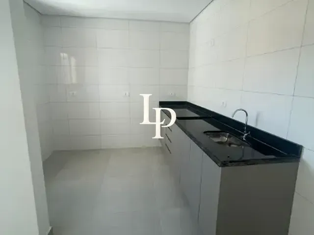 Apartamento 2 quartos e 1 banheiro, à venda ou para alugar, no bairro Vila São Pedro em Santo André