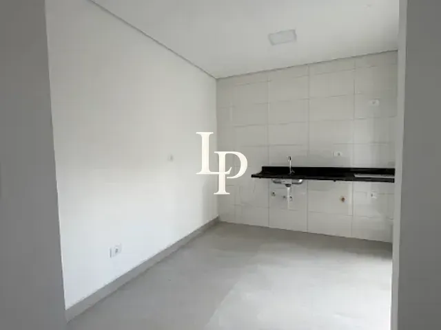 Apartamento 2 quartos e 1 banheiro, à venda ou para alugar, no bairro Vila São Pedro em Santo André