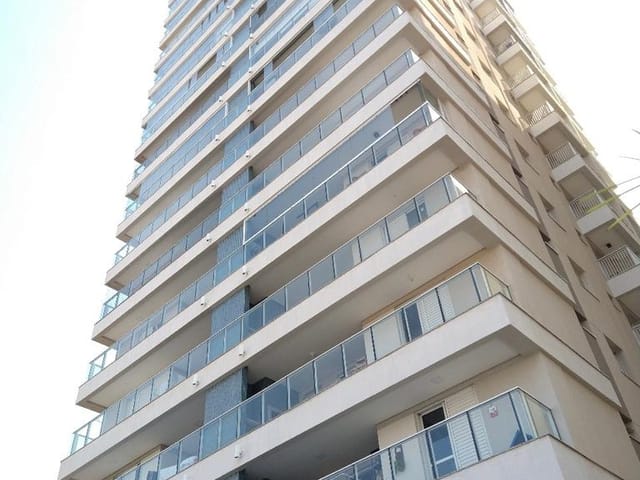 Foto do Apartamento - Ed. Aqualuna - Apartamento à venda com 3 quartos (1 suíte), 2 vagas de garagem - Centro, Londrina, PR | Premier Imóveis