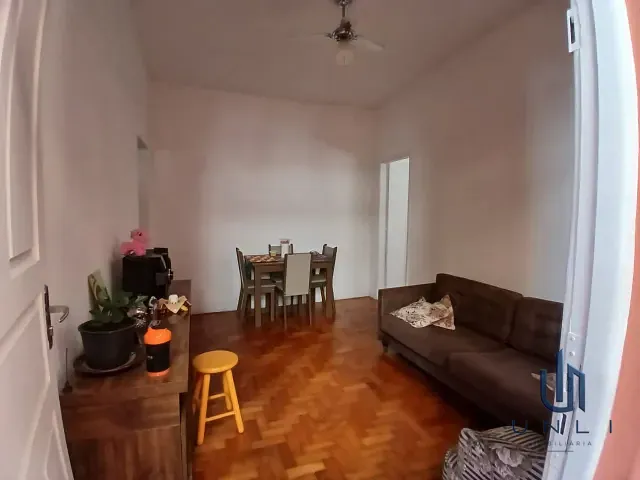 Apartamento 1 quarto e 1 banheiro, à venda, no bairro Aterrado em Volta Redonda