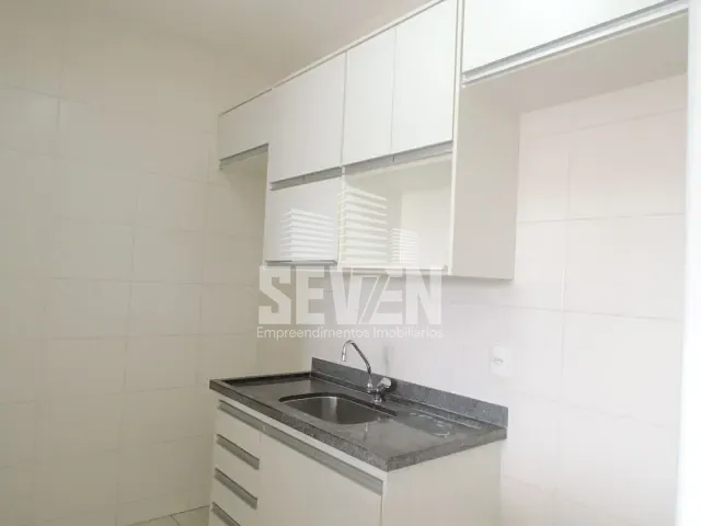 Apartamento com 35m² 1 quarto e 1 banheiro, à venda ou para alugar, no bairro Jardim Nasralla em Bauru