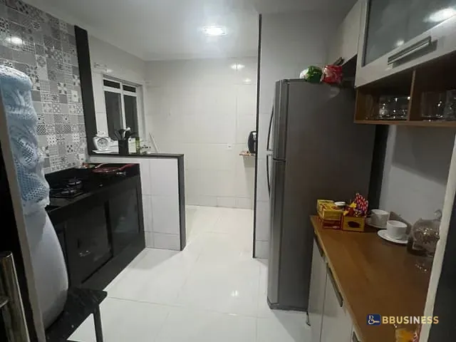 Apartamento 2 quartos e 1 banheiro, à venda, no bairro Parque Pecuária em Campos dos Goytacazes