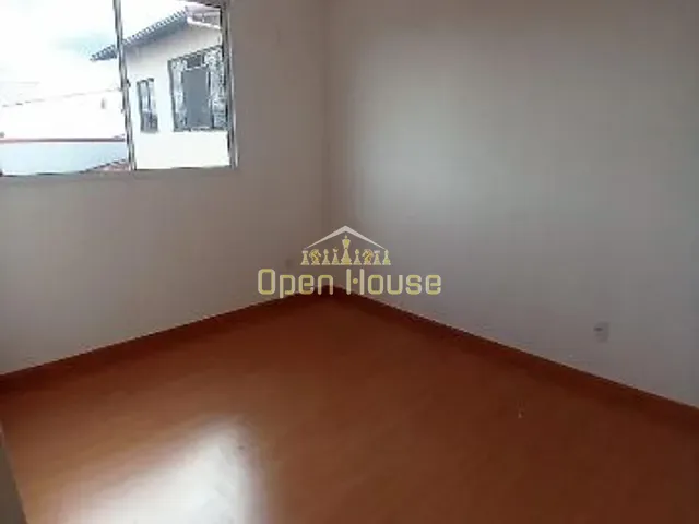 Apartamento 2 quartos e 1 banheiro, à venda, no bairro São Luiz em Volta Redonda