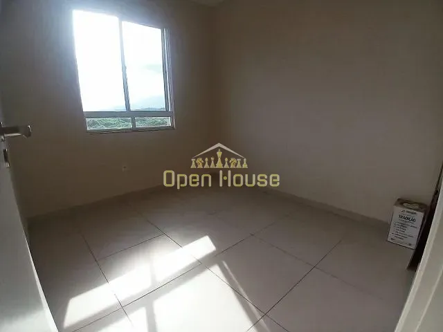 Apartamento 2 quartos e 1 banheiro, à venda, no bairro São Luiz em Volta Redonda