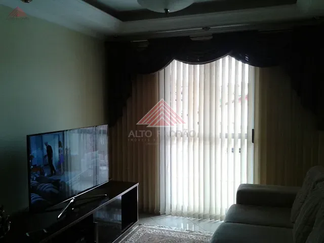Apartamento com 74m² 2 quartos e 1 banheiro, à venda, no bairro Vila Nossa Senhora das Vitórias em Mauá
