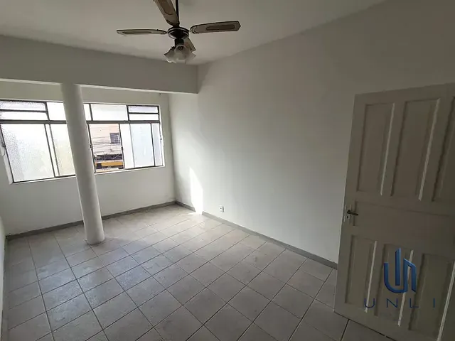 Apartamento com 97m² 3 quartos e 1 banheiro, à venda, no bairro Aterrado em Volta Redonda