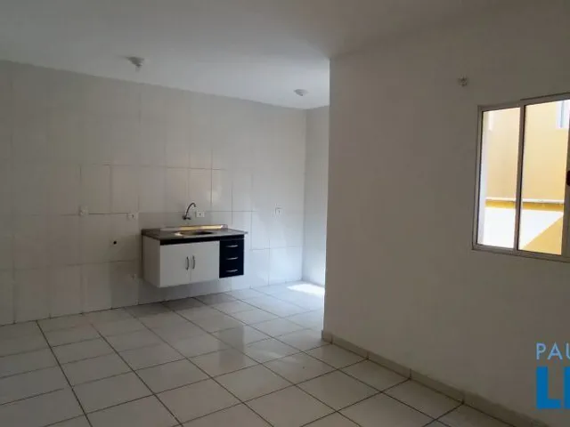 Apartamento com 58m² 2 quartos e 1 banheiro, para alugar, no bairro Vila Progresso em Santo André