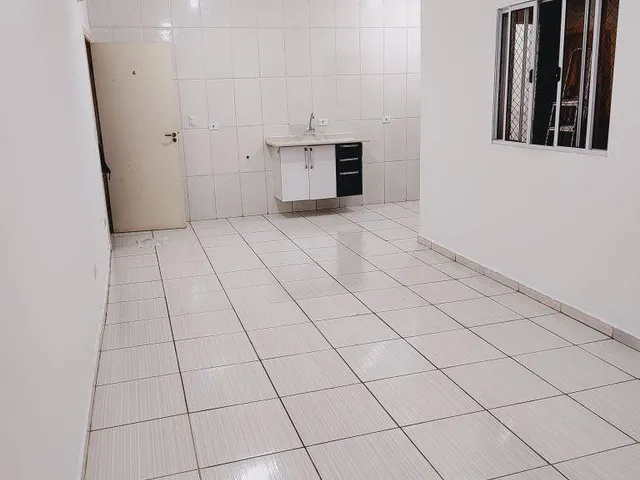 Apartamento com 58m² 2 quartos e 1 banheiro, para alugar, no bairro Vila Progresso em Santo André