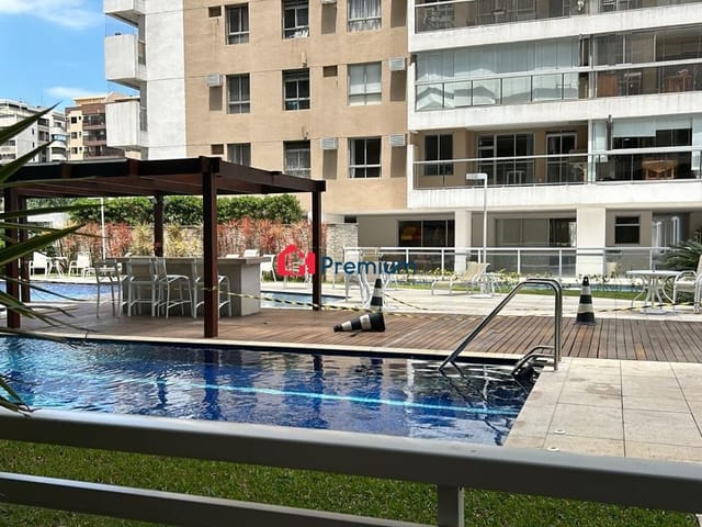 Apartamento 2 quartos e 2 banheiros, à venda, no bairro Recreio dos Bandeirantes em Rio de Janeiro