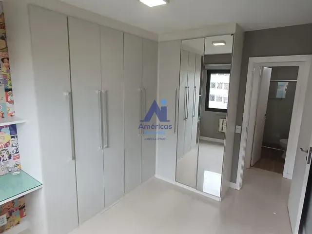 Apartamento 2 quartos e 2 banheiros, à venda, no bairro Recreio dos Bandeirantes em Rio de Janeiro