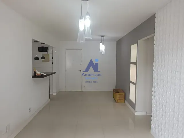 Apartamento 2 quartos e 2 banheiros, à venda, no bairro Recreio dos Bandeirantes em Rio de Janeiro