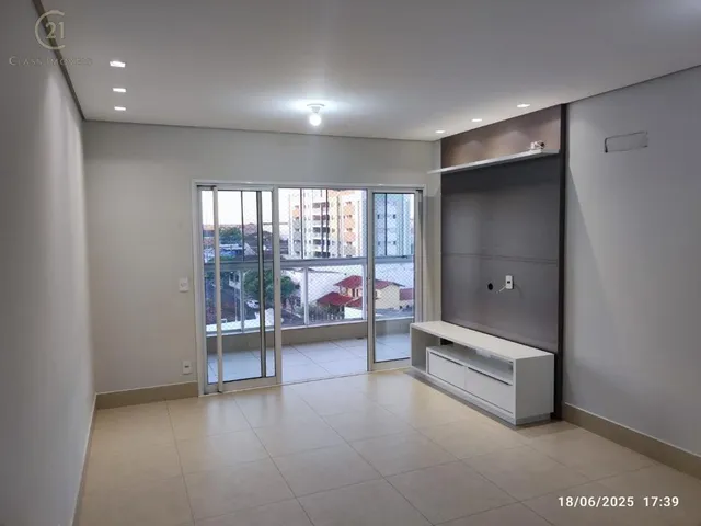 Apartamento com 91m² 3 quartos e 2 banheiros, à venda, no bairro Centro em Cambé