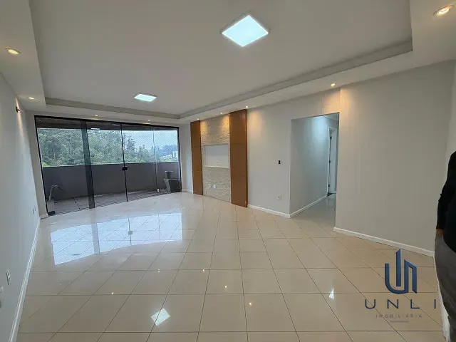 Apartamento com 126m² 3 quartos e 3 banheiros, à venda, no bairro Sessenta em Volta Redonda