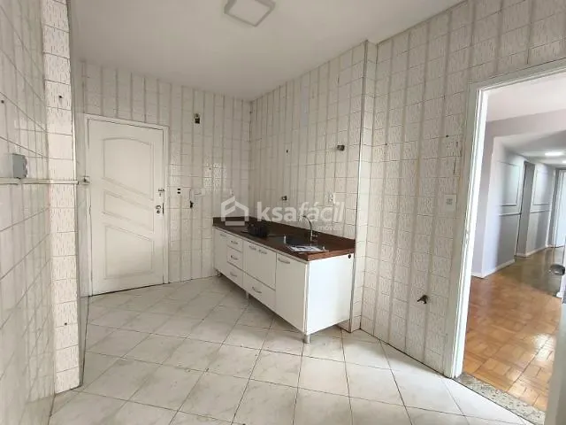 Apartamento 4 quartos e 3 banheiros, à venda, no bairro Centro em Campo Grande