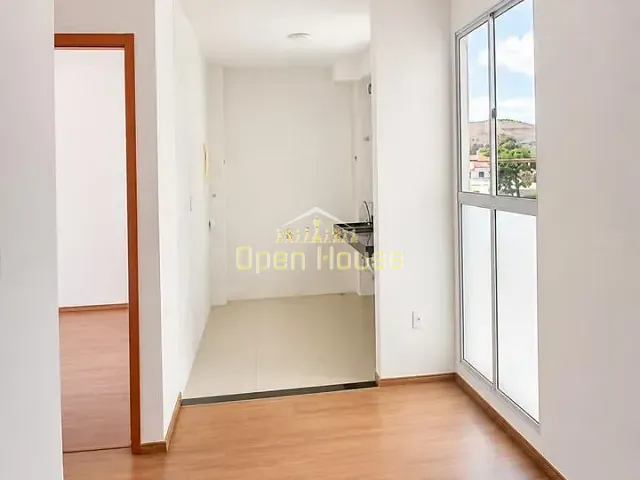Apartamento 2 quartos e 1 banheiro, à venda, no bairro São Luiz em Volta Redonda