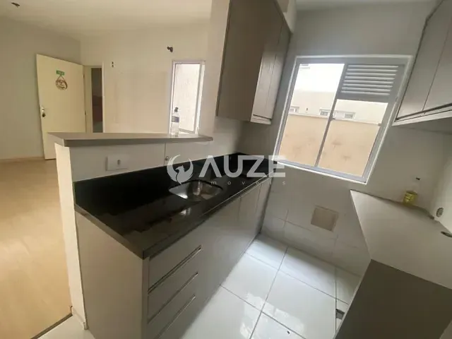 Apartamento com 45m², à venda, no bairro Bom Jesus em Campo Largo