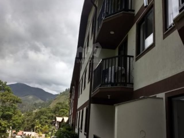 Apartamento à venda, no bairro Samambaia em Petrópolis