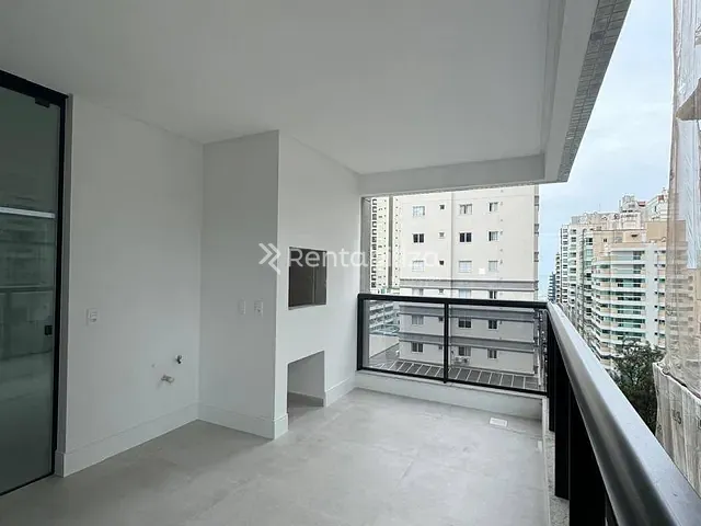 Apartamento 3 quartos e 3 banheiros, à venda, no bairro Meia Praia em Itapema