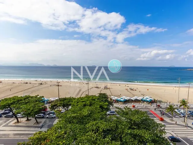 Apartamento com 196m² 4 quartos e 3 banheiros, à venda, no bairro Copacabana em Rio de Janeiro