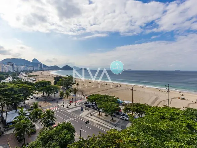 Apartamento com 196m² 4 quartos e 3 banheiros, à venda, no bairro Copacabana em Rio de Janeiro