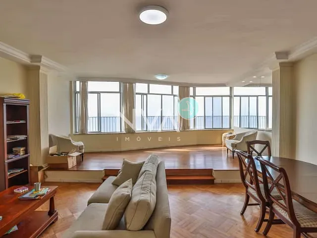 Apartamento com 196m² 4 quartos e 3 banheiros, à venda, no bairro Copacabana em Rio de Janeiro