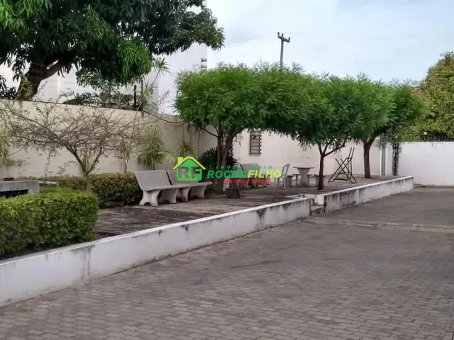 Apartamento 2 quartos e 1 banheiro, para alugar, no bairro Morada do Sol em Teresina