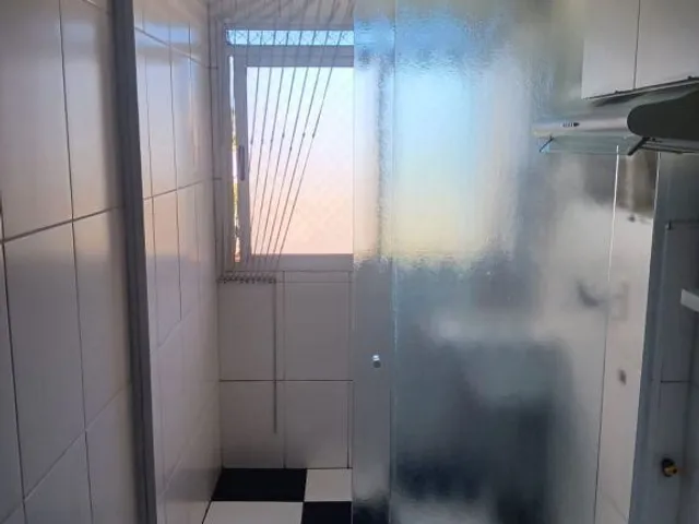Apartamento com 65m² 3 quartos e 1 banheiro, para alugar, no bairro Vila Homero Thon em Santo André