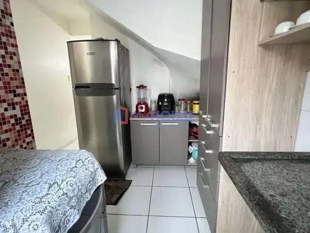 Apartamento 2 quartos e 1 banheiro, à venda, no bairro Jardim Savóia em Ilhéus