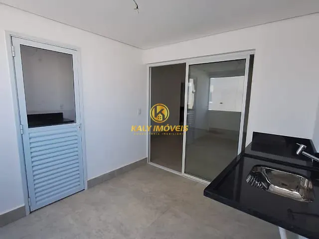 Apartamento 1 quarto e 1 banheiro, à venda, no bairro Parque das Nações em Santo André