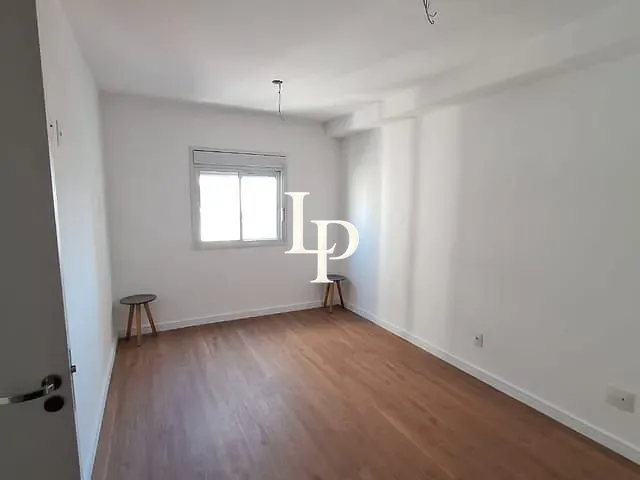 Apartamento 1 quarto e 1 banheiro, à venda, no bairro Parque das Nações em Santo André