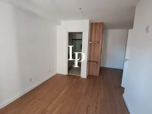 Apartamento 1 quarto e 1 banheiro, à venda, no bairro Parque das Nações em Santo André