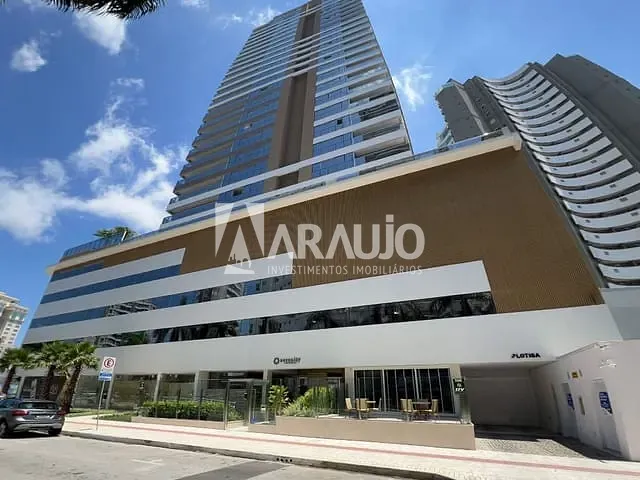 Apartamento com 220m² 3 quartos e 3 banheiros, à venda, no bairro Centro em Itajaí
