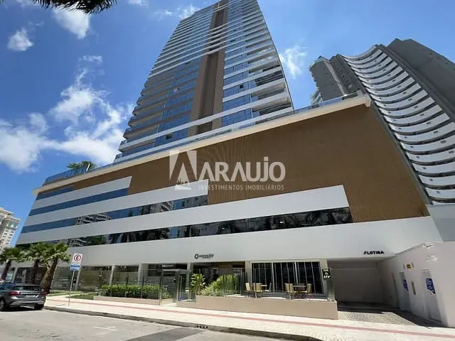 Apartamento com 220m² 3 quartos e 3 banheiros, à venda, no bairro Centro em Itajaí