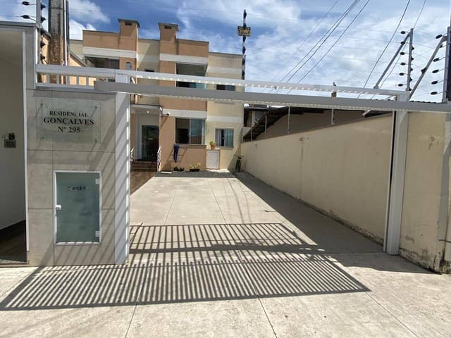 Apartamento 2 quartos e 2 banheiros, para alugar, no bairro Cordeiros em Itajaí