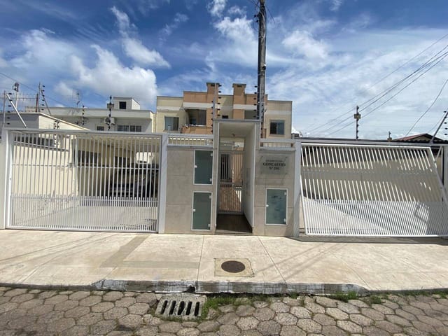 Apartamento 2 quartos e 2 banheiros, para alugar, no bairro Cordeiros em Itajaí