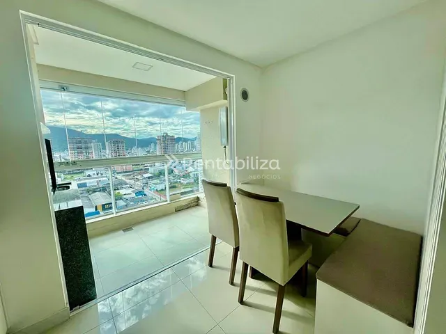 Apartamento 2 quartos e 2 banheiros, à venda, no bairro Jardim Praia Mar em Itapema