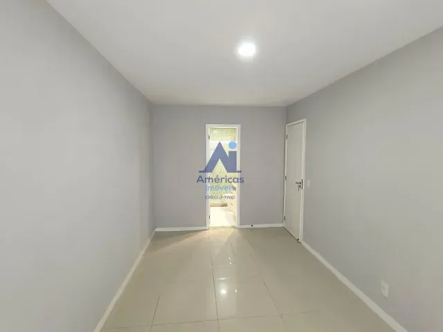 Apartamento 2 quartos e 2 banheiros, à venda, no bairro Recreio dos Bandeirantes em Rio de Janeiro