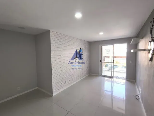 Apartamento 2 quartos e 2 banheiros, à venda, no bairro Recreio dos Bandeirantes em Rio de Janeiro