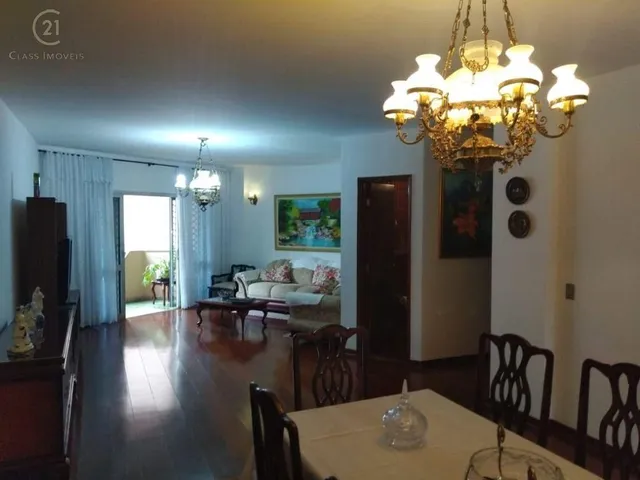 Apartamento com 232m² 4 quartos e 3 banheiros, à venda, no bairro Centro em Londrina