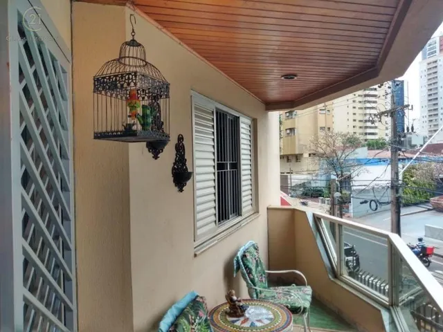 Apartamento com 232m² 4 quartos e 3 banheiros, à venda, no bairro Centro em Londrina