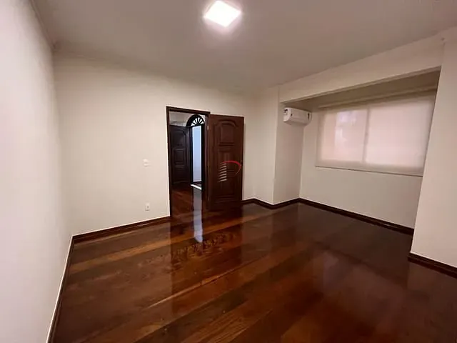 Apartamento com 353m² 4 quartos e 4 banheiros, à venda, no bairro Centro em Londrina